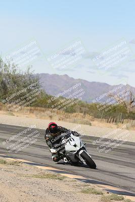 media/Nov-16-2025-Race Pace (Sun) [[8c5fa54630]]/Verified Riders/4-Turn 3 Inside (1050am)/